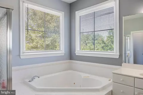 Bath - 8604 Saddleback Pl, Laurel, MD 20723 photo 1 of 5