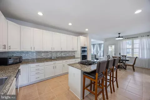 Kitchen - 8604 Saddleback Pl, Laurel, MD 20723 photo 2 of 5