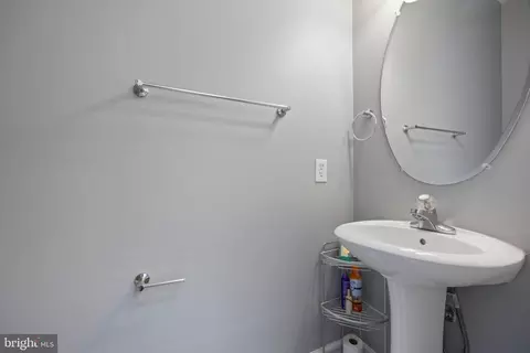 Entry Way - 8604 Saddleback Pl, Laurel, MD 20723 photo 7 of 11