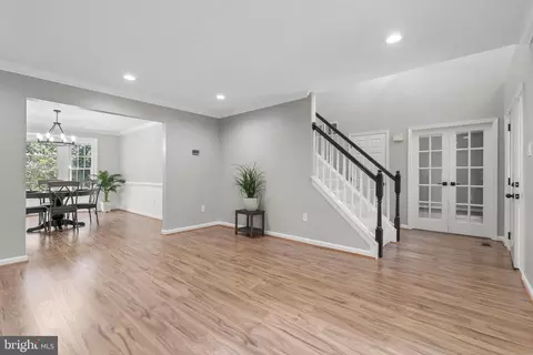 Entry Way - 8235 Spring Branch Ct, Laurel, MD 20723 photo 2 of 7