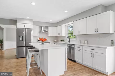Kitchen - 8235 Spring Branch Ct, Laurel, MD 20723 photo 4 of 5