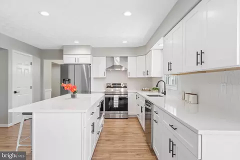 Kitchen - 8235 Spring Branch Ct, Laurel, MD 20723 photo 3 of 5