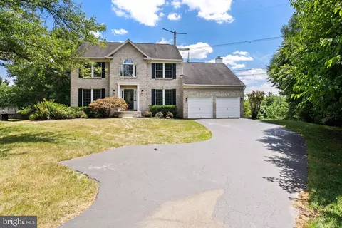 Exterior - 8235 Spring Branch Ct, Laurel, MD 20723 photo 15 of 15