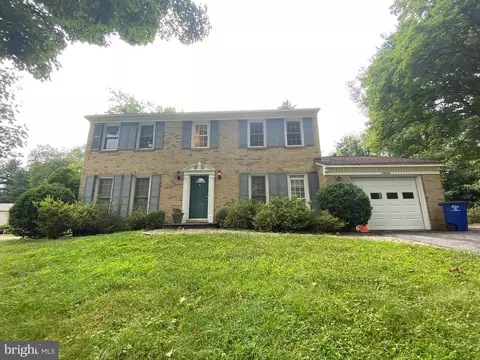 5041 Amesbury Dr, Columbia, MD 21044