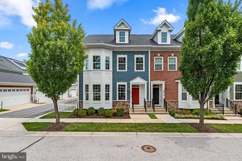 5814 Lois Ln, Ellicott City, MD 21043