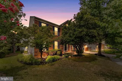 8620 Long Meadow Ct, Columbia, MD 21045