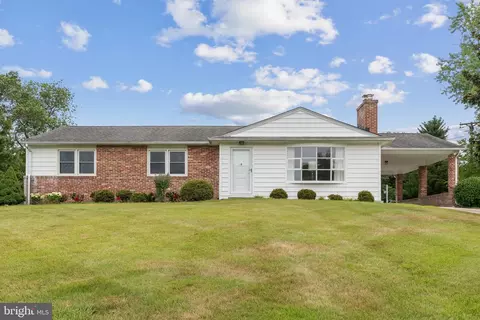 9252 Maple Rock Dr, Ellicott City, MD 21042