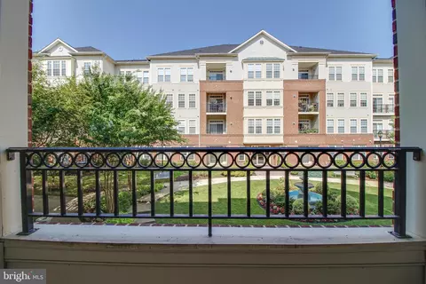 2550 Kensington Gdns #204, Ellicott City, MD 21043