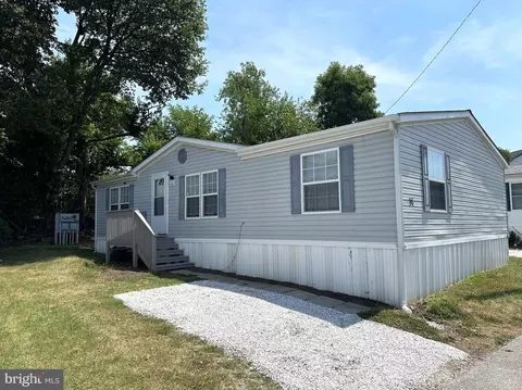 74 Midway Ave, Laurel, MD 20723