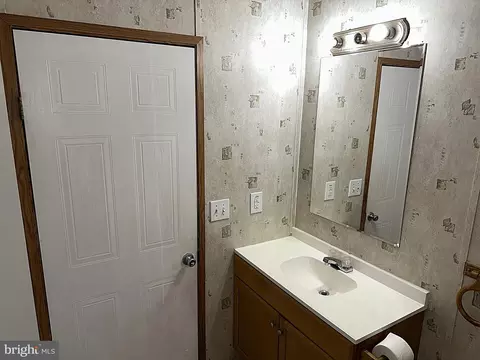 74 Midway Ave, Laurel, MD 20723 photo 18