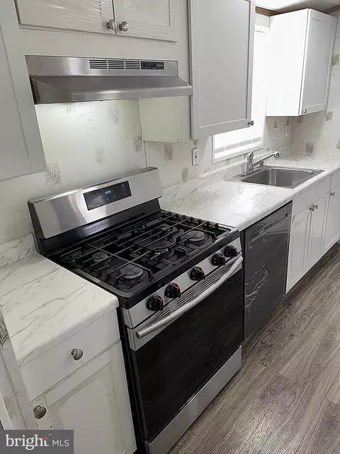 74 Midway Ave, Laurel, MD 20723 photo 5