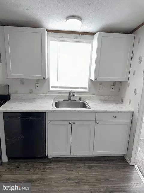 74 Midway Ave, Laurel, MD 20723 photo 6