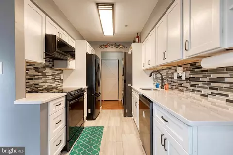 8585 Falls Run Rd #K, Ellicott City, MD 21043