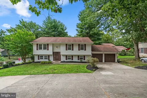10041 Cotton Mill Ln, Columbia, MD 21046