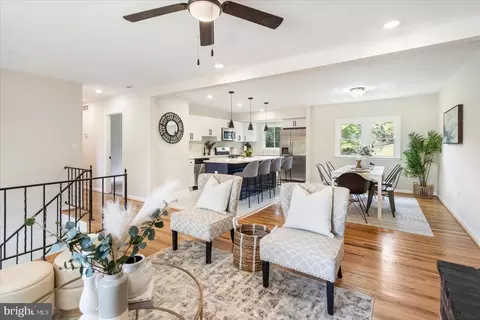 9553 Westwood Dr, Ellicott City, MD 21042