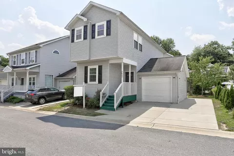 7665 Bluff Point Ln, Elkridge, MD 21075