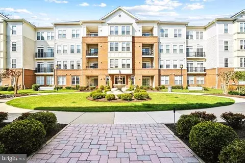 2520 Kensington Gdns #102, Ellicott City, MD 21043