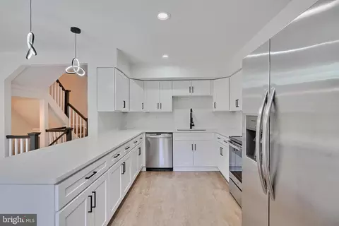 7027 Copperwood Way, Columbia, MD 21046