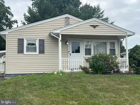 6021 Claire Dr, Elkridge, MD 21075