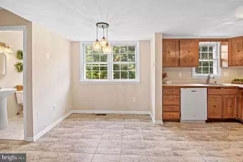 8400 Jandy Ave, Laurel, MD 20723 photo 14