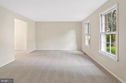 8400 Jandy Ave, Laurel, MD 20723 photo 4