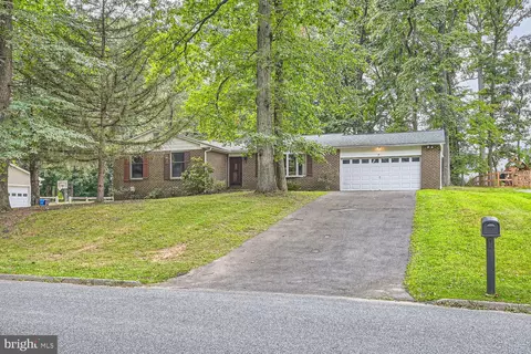 3714 Chateau Ridge Dr, Ellicott City, MD 21042