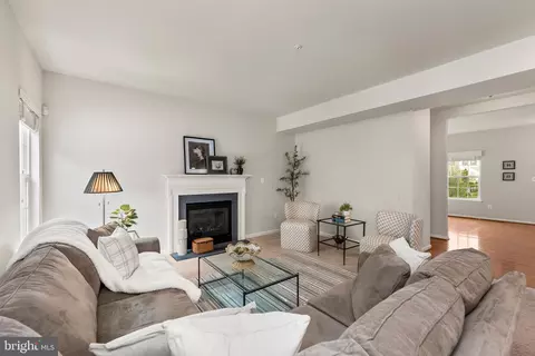 6169 Golden Bell Way, Columbia, MD 21045
