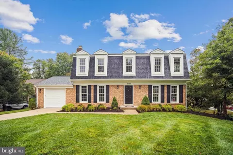 5160 Flowertuft Ct, Columbia, MD 21044