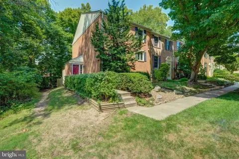 10527 E Wind Way, Columbia, MD 21044