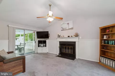 6036 Bakers Pl, Hanover, MD 21076 photo 10