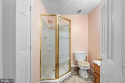 Bath - 9316 Daly Ct, Laurel, MD 20723 photo 3 of 3