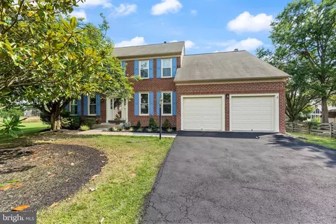 5204 Spurr Ter, Ellicott City, MD 21043