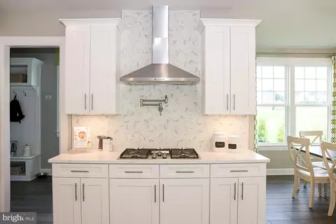 Kitchen - 7100 Tranquility Rd, Laurel, MD 20723 photo 3 of 11