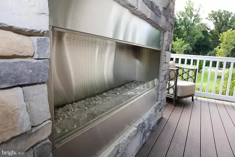 Exterior - 7100 Tranquility Rd, Laurel, MD 20723 photo 8 of 13