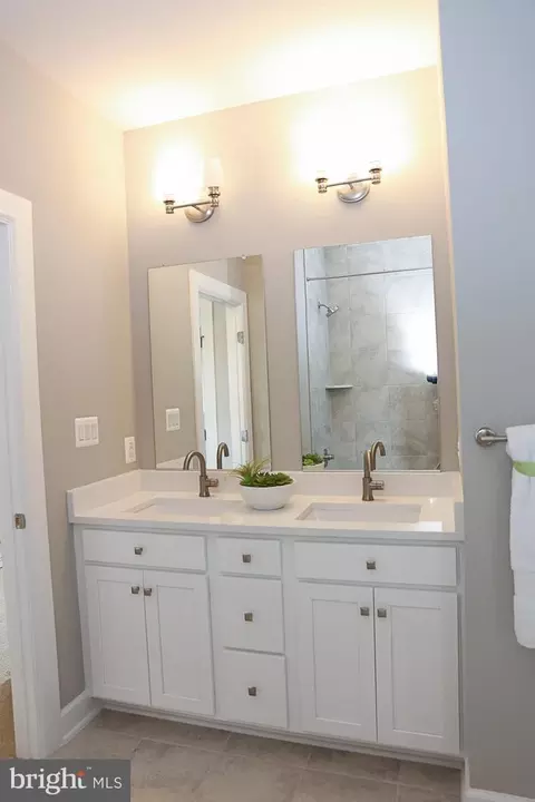 Bath - 7100 Tranquility Rd, Laurel, MD 20723 photo 2 of 11
