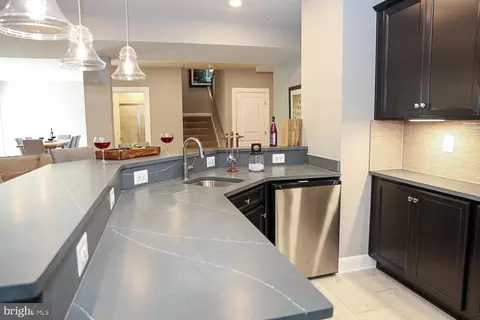 Kitchen - 7100 Tranquility Rd, Laurel, MD 20723 photo 10 of 11