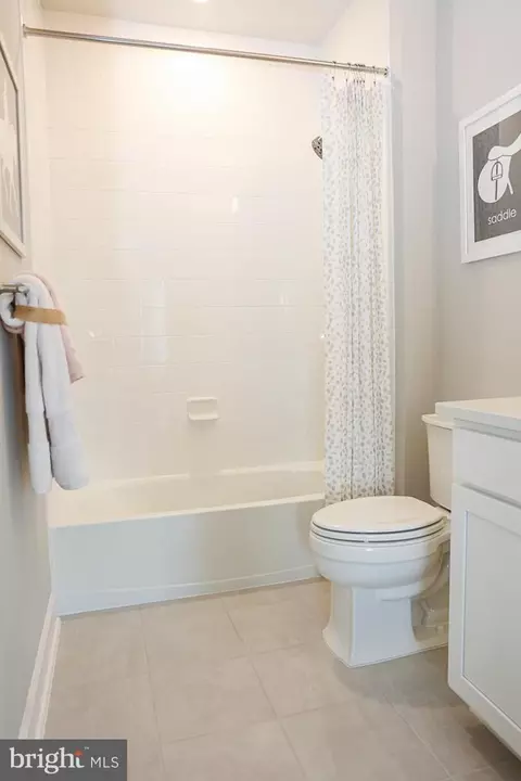 Bath - 7100 Tranquility Rd, Laurel, MD 20723 photo 4 of 11