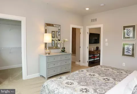 Bedroom - 7100 Tranquility Rd, Laurel, MD 20723 photo 8 of 11