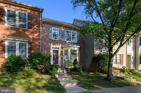 6214 Stratford Ct, Elkridge, MD 21075
