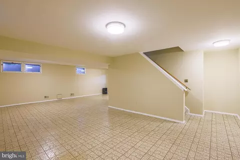 Living - 5251 Candy Root Ct, Columbia, MD 21045 photo 7 of 7