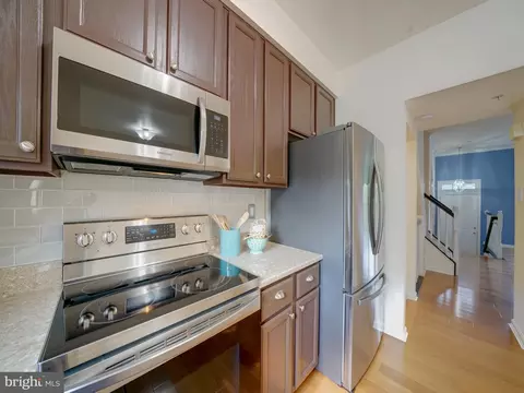 Kitchen - 9507 Durness Ln W, Laurel, MD 20723 photo 8 of 8