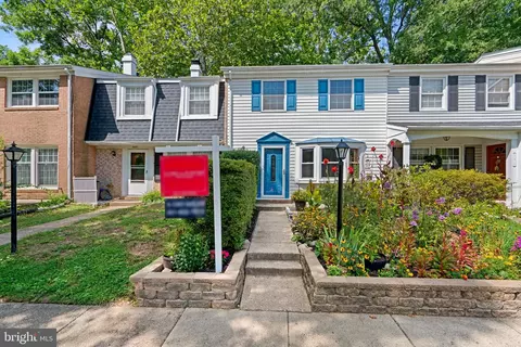 5473 Woodenhawk Cir, Columbia, MD 21044