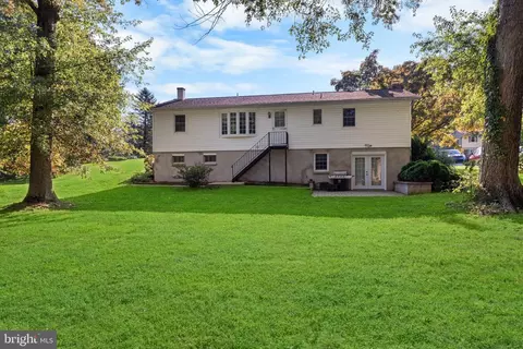 Exterior - 7922 Anfred Drive Dr, Laurel, MD 20723 photo 4 of 8