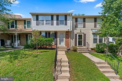 8005 Green Tree Ct, Elkridge, MD 21075