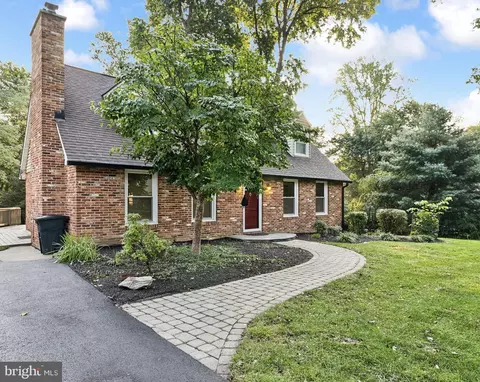 6721 Seneca Dr, Columbia, MD 21046