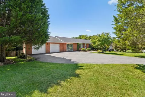 9433 Tiller Dr, Ellicott City, MD 21042