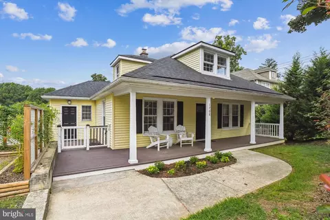1708 Woodstock Rd, Woodstock, MD 21163