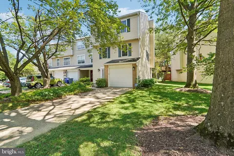 8410 Oak Bush Ter, Columbia, MD 21045