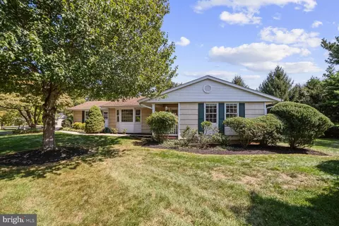 2551 N Farm Rd, Ellicott City, MD 21042