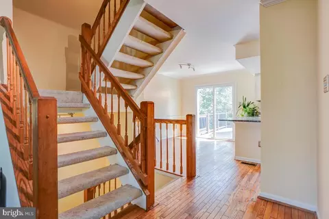Entry Way - 9377 Breamore Ct, Laurel, MD 20723 photo 2 of 5